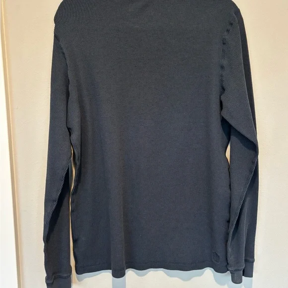 Vuori Men's Long Sleeve Shirt in Dark Blue - Picture 2 of 6